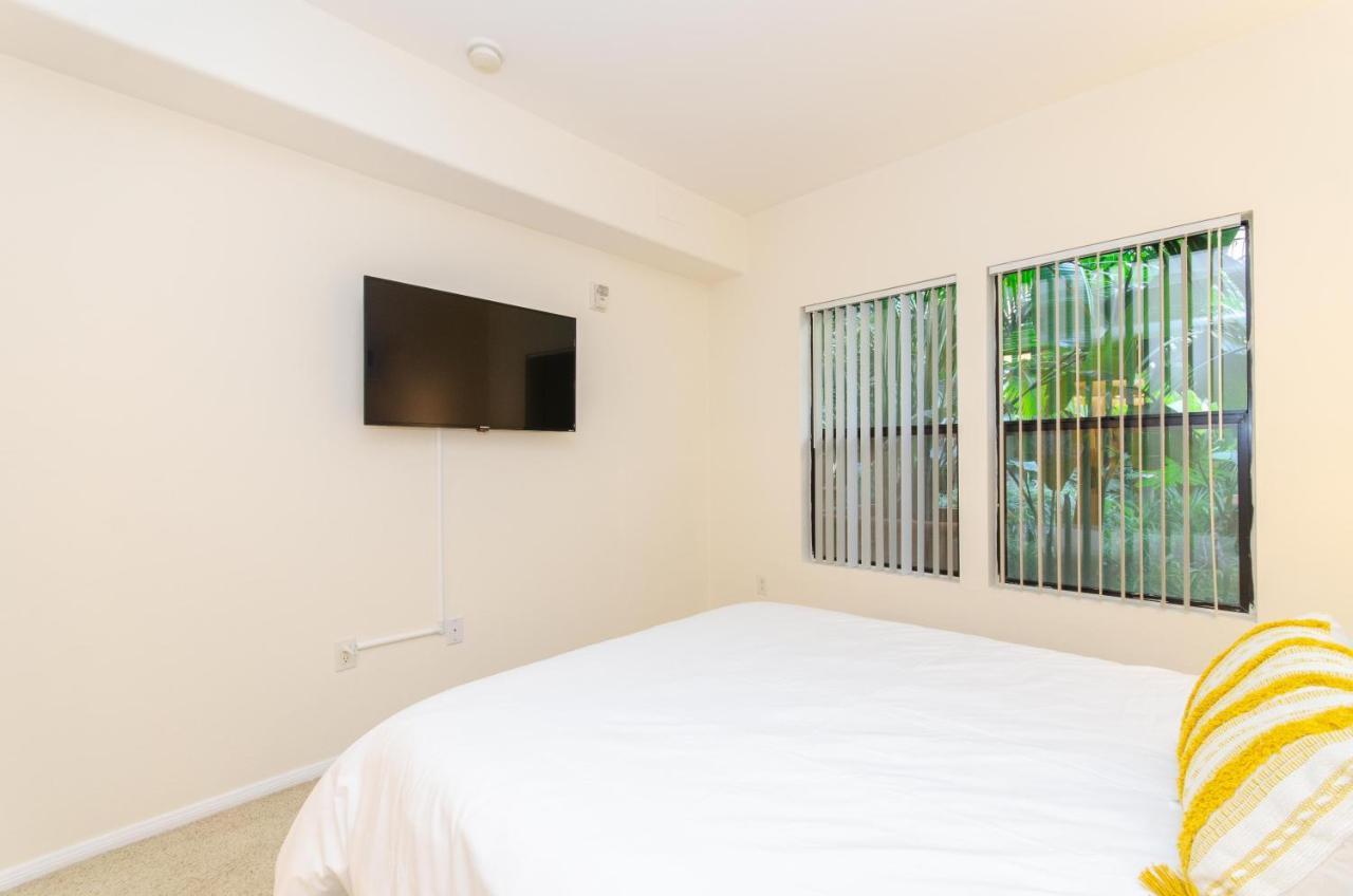 Located Perfectly 2 Bedroom Downtown Los Angeles 로스앤젤레스 외부 사진