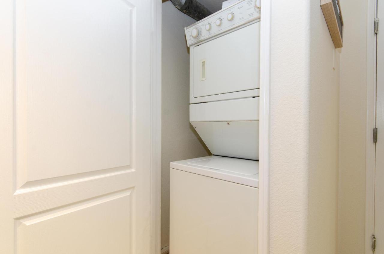 Located Perfectly 2 Bedroom Downtown Los Angeles 로스앤젤레스 외부 사진