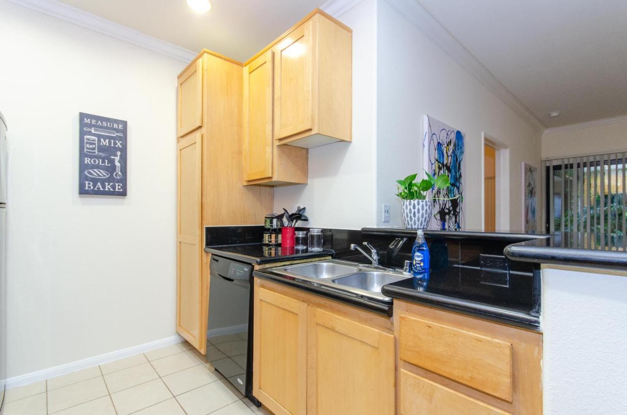 Located Perfectly 2 Bedroom Downtown Los Angeles 로스앤젤레스 외부 사진