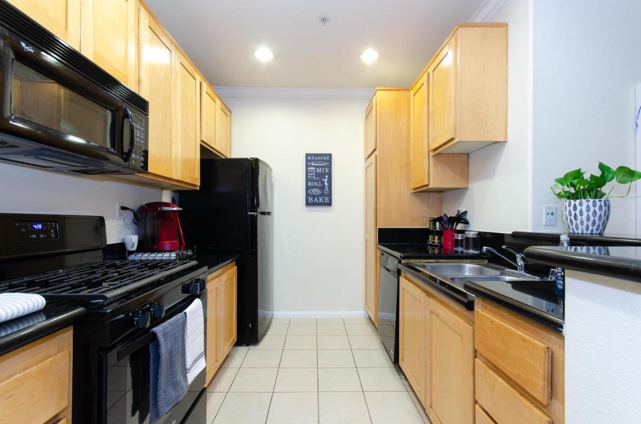 Located Perfectly 2 Bedroom Downtown Los Angeles 로스앤젤레스 외부 사진